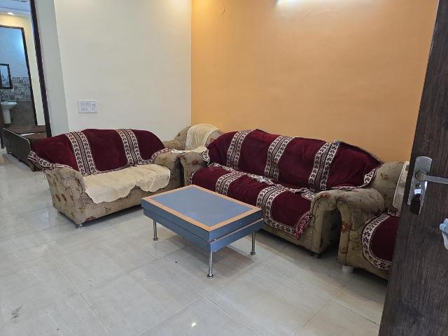 3 BHK Independent Builder Floor in Indirapuram for rent Ghaziabad. The reference number is 19777475