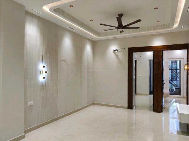 3 BHK Independent Builder Floor in Indirapuram for resale Ghaziabad. The reference number is 17809930