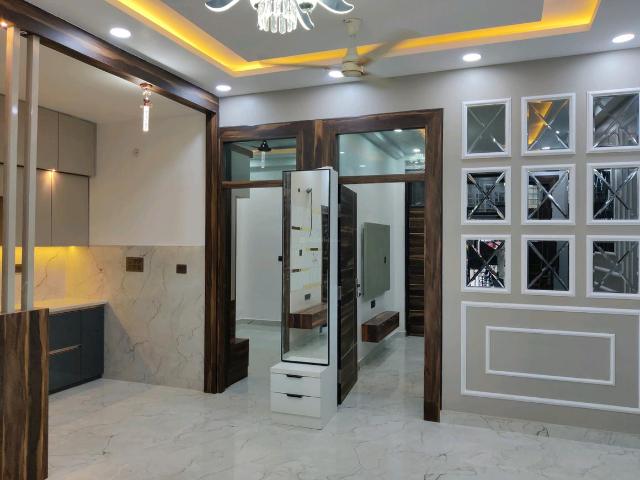 3 BHK Independent Builder Floor in Indirapuram for resale Ghaziabad. The reference number is 17997321