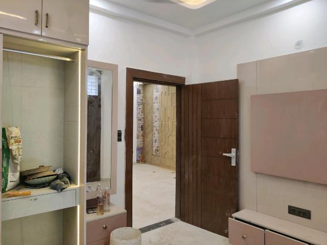 3 BHK Independent Builder Floor in Indirapuram for resale Ghaziabad. The reference number is 18999987