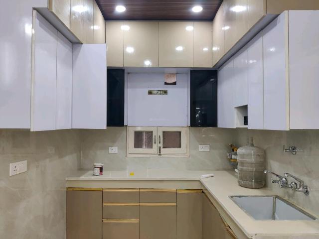 3 BHK Independent Builder Floor in Indirapuram for resale Ghaziabad. The reference number is 18990654