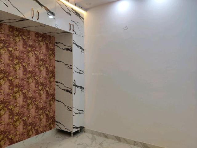 3 BHK Independent Builder Floor in Indirapuram for resale Ghaziabad. The reference number is 19390047