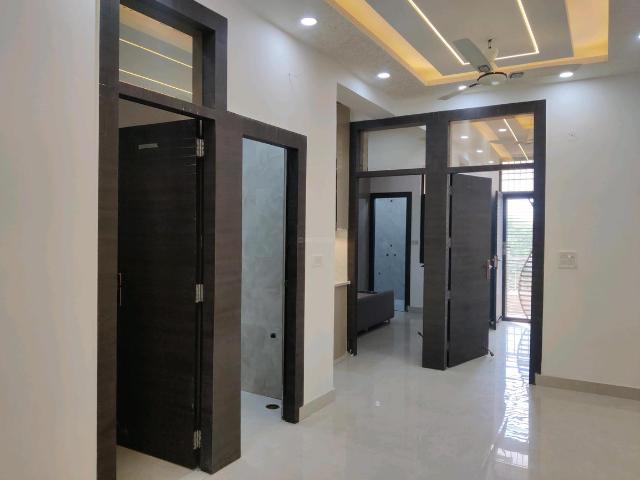 3 BHK Independent Builder Floor in Indirapuram for resale Ghaziabad. The reference number is 19718264
