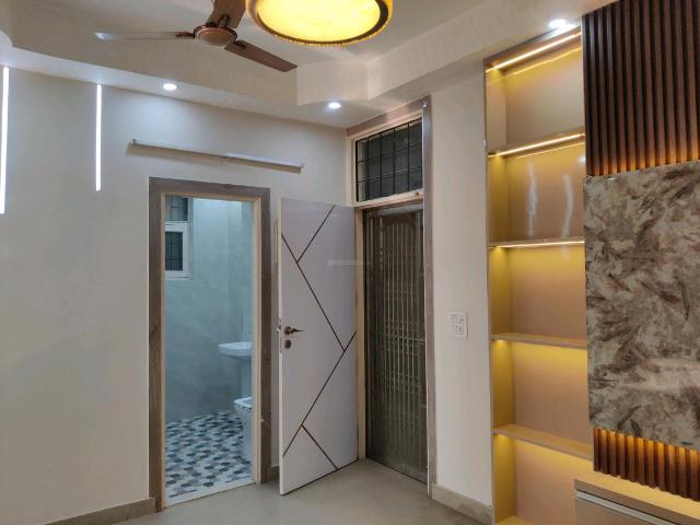 3 BHK Independent Builder Floor in Indirapuram for resale Ghaziabad. The reference number is 19845994