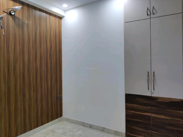 3 BHK Independent Builder Floor in Indirapuram for resale Ghaziabad. The reference number is 19850248