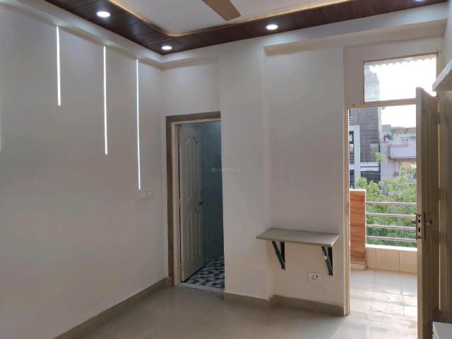 3 BHK Independent Builder Floor in Indirapuram for resale Ghaziabad. The reference number is 19960921