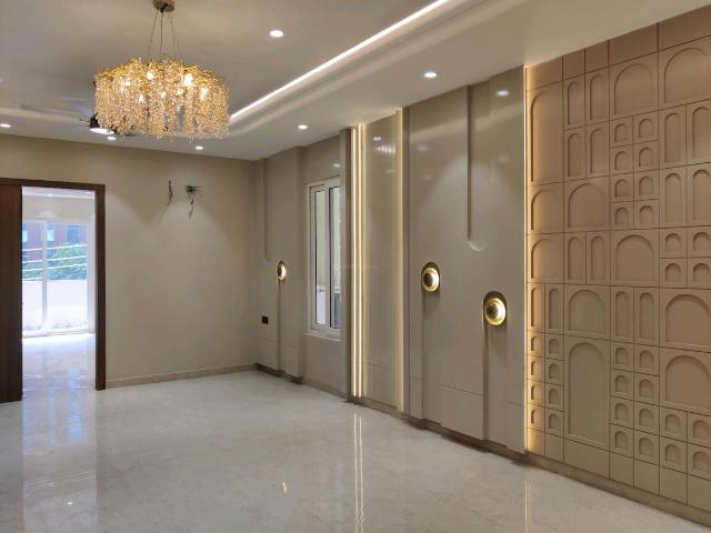 4 BHK Independent Builder Floor in Indirapuram for resale Ghaziabad. The reference number is 20099688