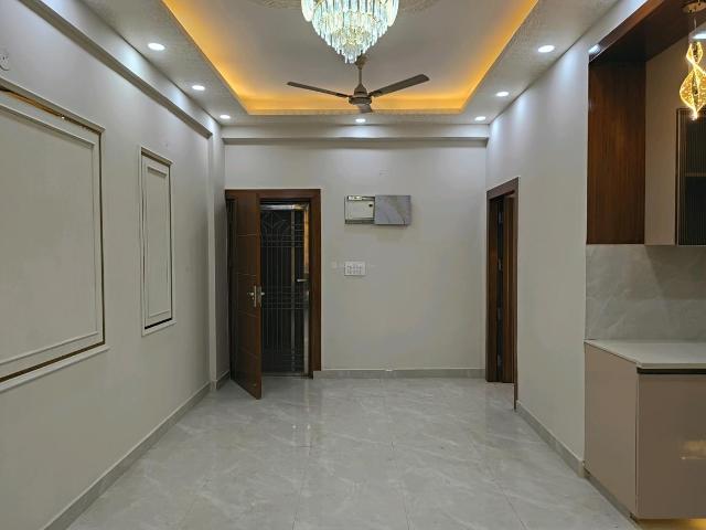 3 BHK Independent Builder Floor in Indirapuram for resale Ghaziabad. The reference number is 20515607
