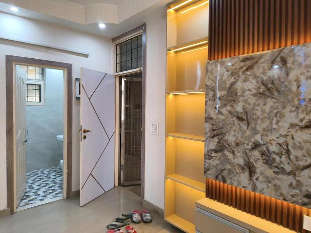 3 BHK Independent Builder Floor in Indirapuram for resale Ghaziabad. The reference number is 20666985