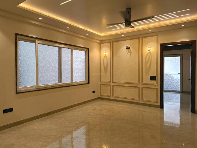 4 BHK Independent Builder Floor in Indirapuram for resale Ghaziabad. The reference number is 20745706