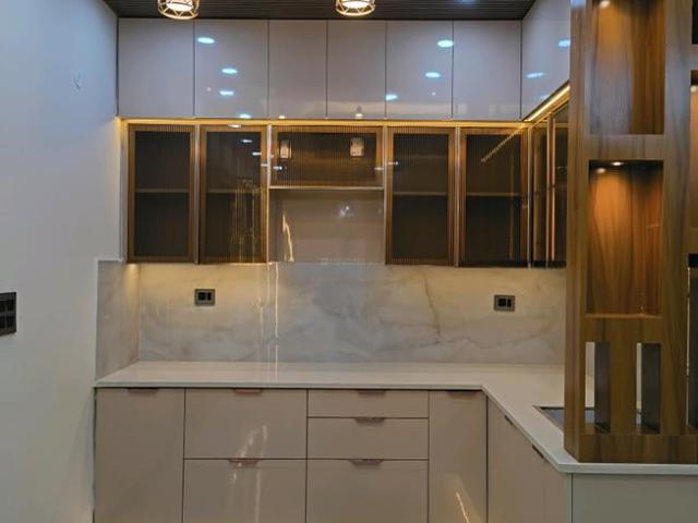 3 BHK Independent Builder Floor in Indirapuram for resale Ghaziabad. The reference number is 20877724