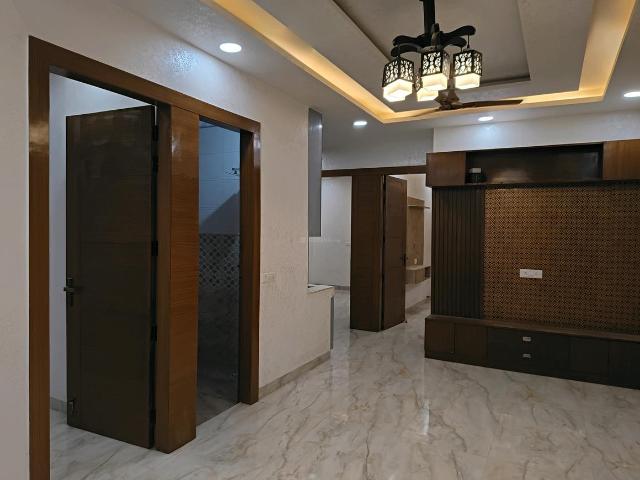 3 BHK Independent Builder Floor in Indirapuram for resale Ghaziabad. The reference number is 20877790