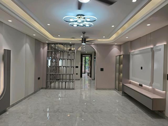 4 BHK Independent Builder Floor in Indirapuram for resale Ghaziabad. The reference number is 20949990