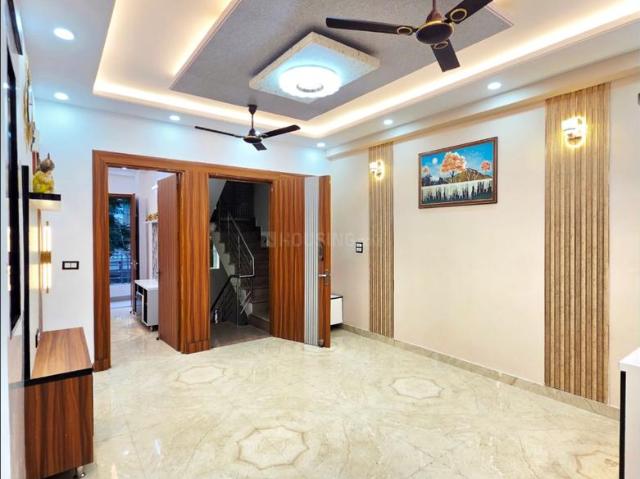 3 BHK Independent Builder Floor in Indirapuram for resale Ghaziabad. The reference number is 20994256