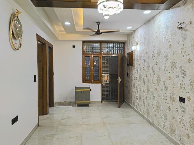 3 BHK Independent Builder Floor in Indirapuram for resale Ghaziabad. The reference number is 21044472