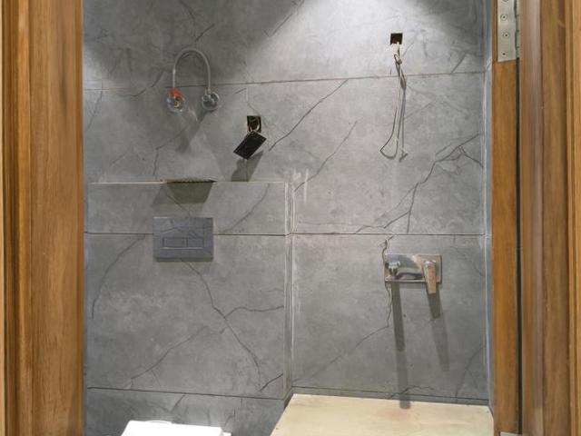 3 BHK Independent Builder Floor in Indirapuram for resale Ghaziabad. The reference number is 21050546