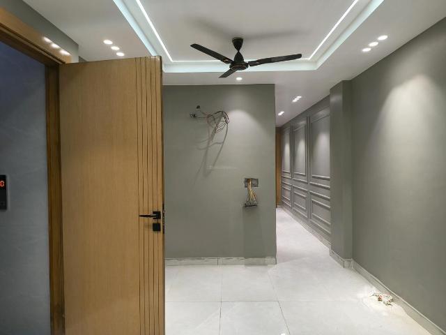 3 BHK Independent Builder Floor in Indirapuram for resale Ghaziabad. The reference number is 21050566