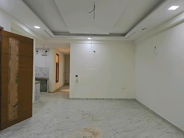 4 BHK Independent Builder Floor in Vasundhara for resale Ghaziabad. The reference number is 21050573