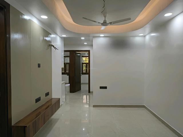 3 BHK Independent Builder Floor in Vaishali for resale Ghaziabad. The reference number is 21084410