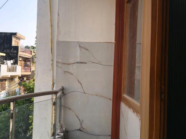 3 BHK Independent Builder Floor in Indirapuram for resale Ghaziabad. The reference number is 21084596