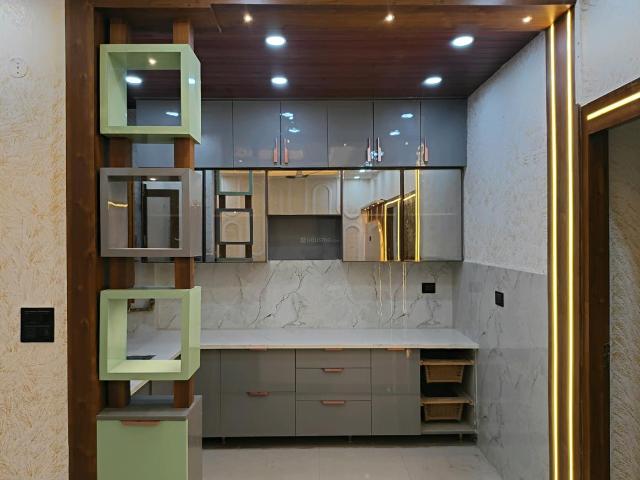 3 BHK Independent Builder Floor in Indirapuram for resale Ghaziabad. The reference number is 21106338