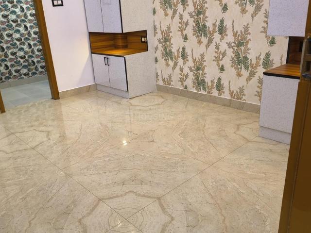 3 BHK Independent Builder Floor in Indirapuram for resale Ghaziabad. The reference number is 21127189