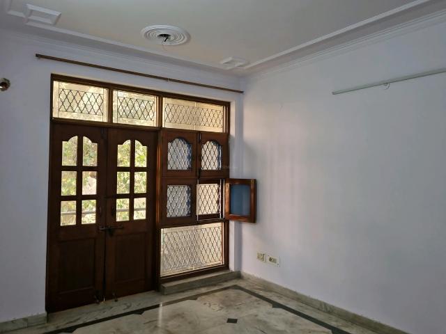 3 BHK Independent Builder Floor in Janakpuri for rent New Delhi. The reference number is 20607154