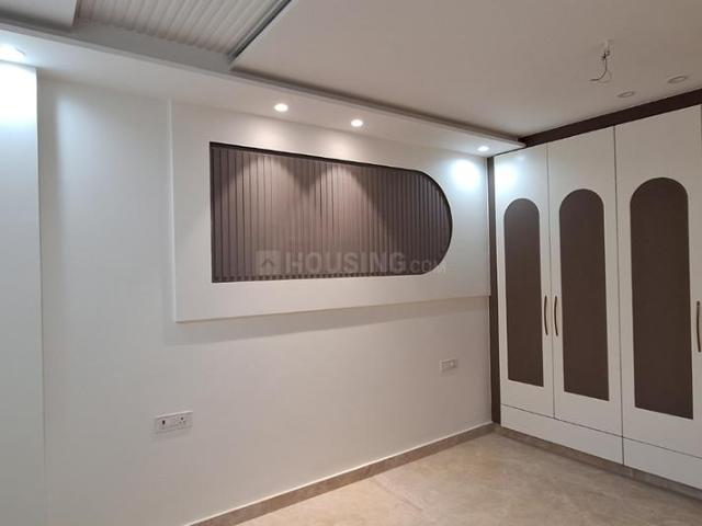 3 BHK Independent Builder Floor in Janakpuri for resale New Delhi. The reference number is 17468399