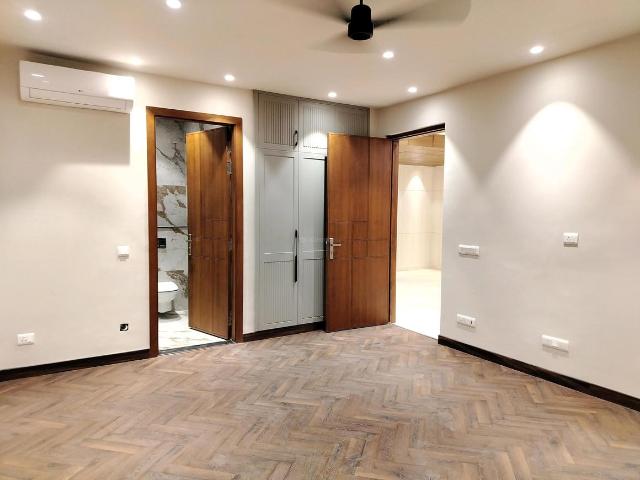 3 BHK Independent Builder Floor in Kadarpur for resale Gurgaon. The reference number is 20217244