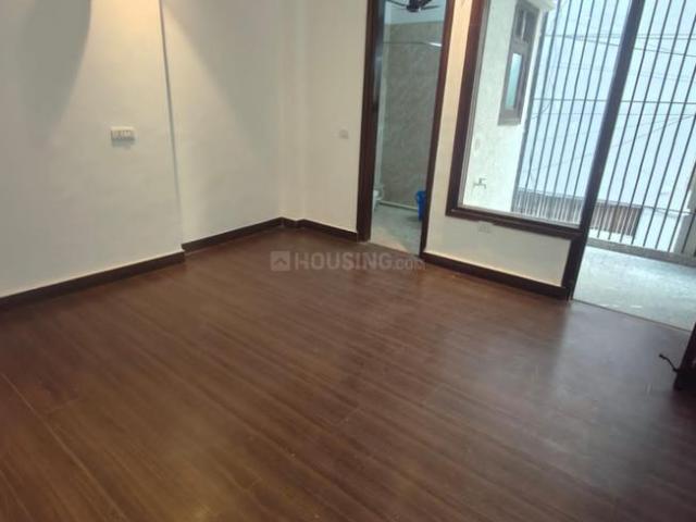 3 BHK Independent Builder Floor in Kailash Colony for rent New Delhi. The reference number is 21033168