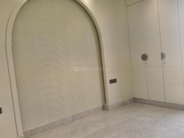 3 BHK Independent Builder Floor in Kailash Colony for resale New Delhi. The reference number is 21022109
