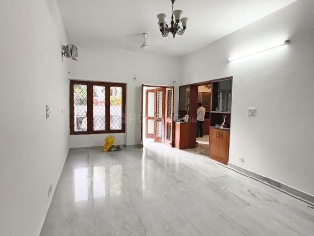 3 BHK Independent Builder Floor in Kalkaji for rent New Delhi. The reference number is 20095300