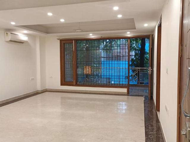 3 BHK Independent Builder Floor in Kalkaji for rent New Delhi. The reference number is 20653720