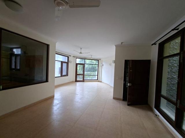3 BHK Independent Builder Floor in Kalkaji for rent New Delhi. The reference number is 20934972
