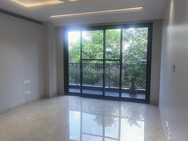 3 BHK Independent Builder Floor in Kalkaji for resale New Delhi. The reference number is 20367045