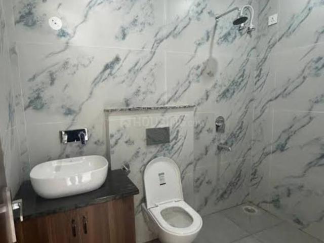 3 BHK Independent Builder Floor in Kamla Nagar for rent New Delhi. The reference number is 20832693