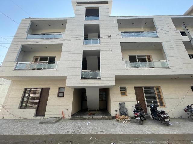 3 BHK Independent Builder Floor in Kharar for resale Mohali. The reference number is 20816296