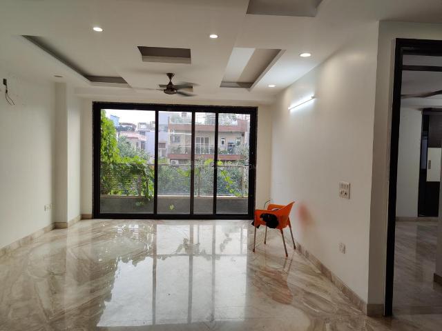 3 BHK Independent Builder Floor in Kirti Nagar for rent New Delhi. The reference number is 21135743