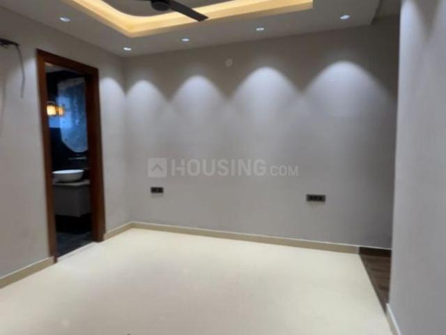 3 BHK Independent Builder Floor in Kirti Nagar for resale New Delhi. The reference number is 18350314
