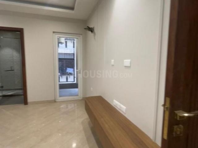 3 BHK Independent Builder Floor in Kirti Nagar for resale New Delhi. The reference number is 20116981
