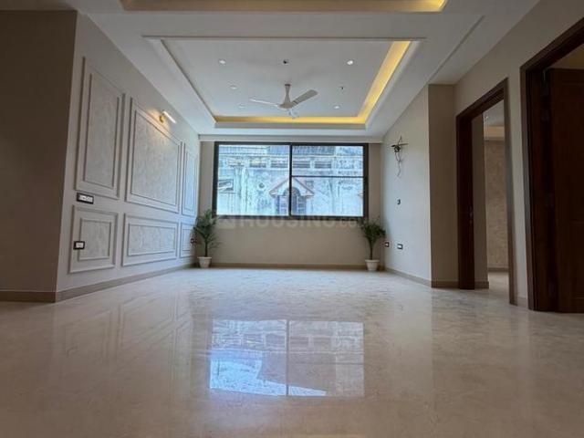 3 BHK Independent Builder Floor in Kirti Nagar for resale New Delhi. The reference number is 20779356