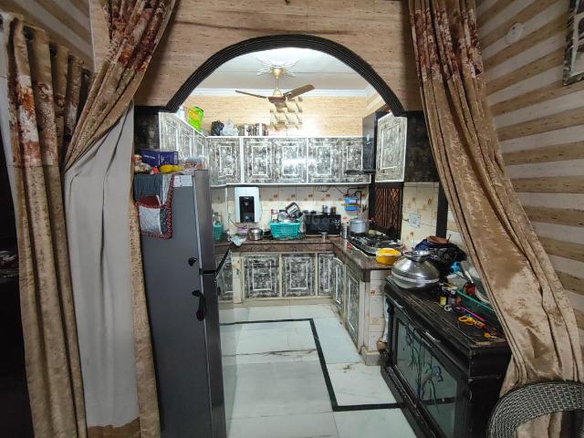 3 BHK Independent Builder Floor in Kirti Nagar for resale New Delhi. The reference number is 20807150
