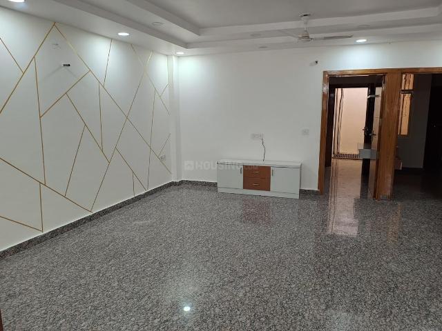 3 BHK Independent Builder Floor in Krishna Nagar for rent New Delhi. The reference number is 20880227
