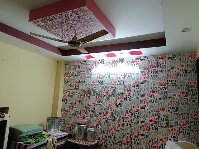 3 BHK Independent Builder Floor in Krishna Nagar for resale New Delhi. The reference number is 7915151