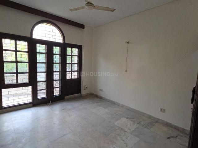 3 BHK Independent Builder Floor in Lajpat Nagar for rent New Delhi. The reference number is 20464316