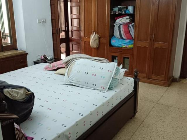 3 BHK Independent Builder Floor in Lajpat Nagar for rent New Delhi. The reference number is 21126067