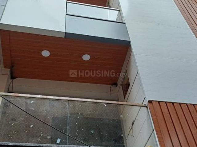 3 BHK Independent Builder Floor in Laxmi Nagar for resale New Delhi. The reference number is 18832589