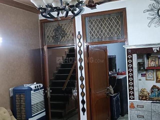 3 BHK Independent Builder Floor in Laxmi Nagar for resale New Delhi. The reference number is 20186558