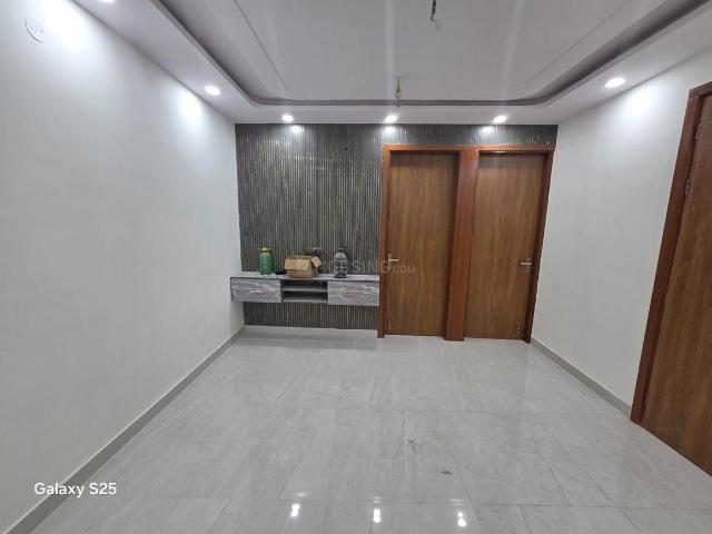 3 BHK Independent Builder Floor in Laxmi Nagar for resale New Delhi. The reference number is 21065040