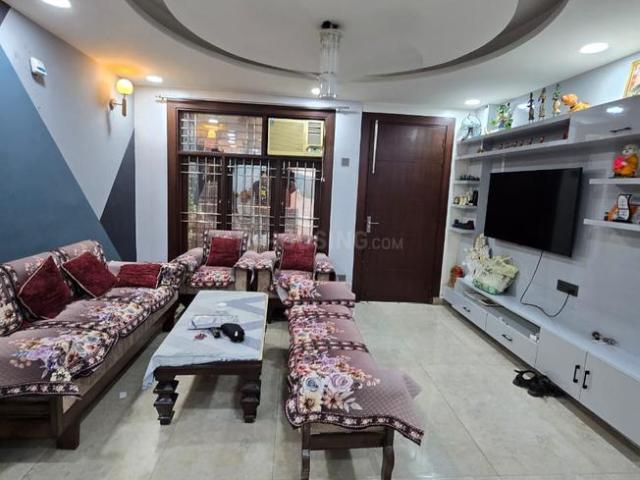 3 BHK Independent Builder Floor in Laxmi Nagar for resale New Delhi. The reference number is 21120610